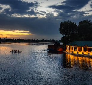 Enchanting Kashmir Tour